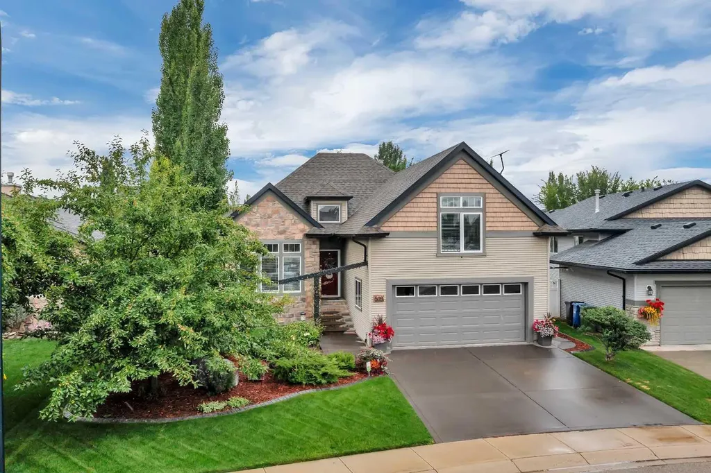 509 Wishart Street Red Deer AB T4N 7E2