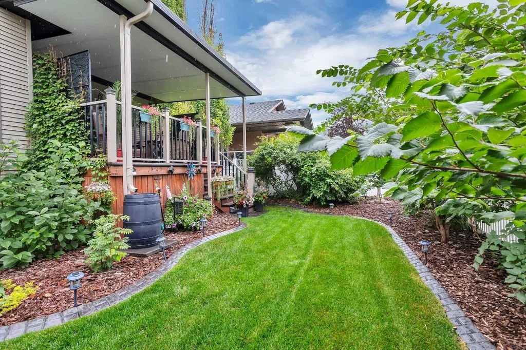 509 Wishart Street Red Deer AB T4N 7E2