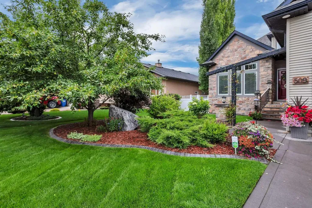 509 Wishart Street Red Deer AB T4N 7E2