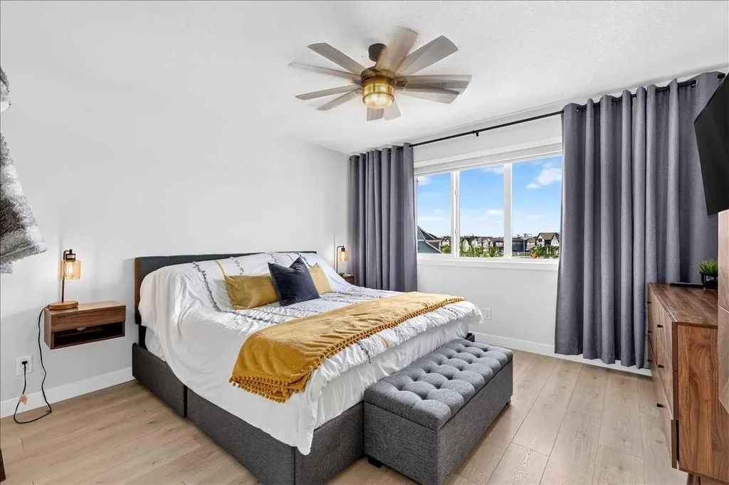 199 Magnolia Way SE Calgary AB T3M 3M7