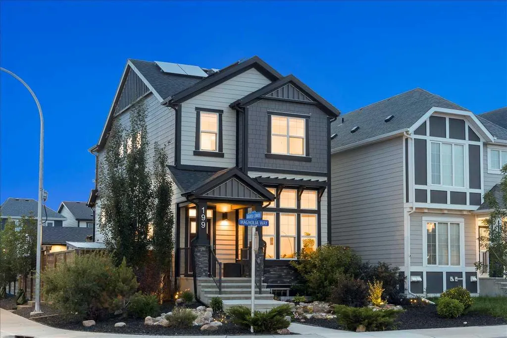 199 Magnolia Way SE Calgary AB T3M 3M7