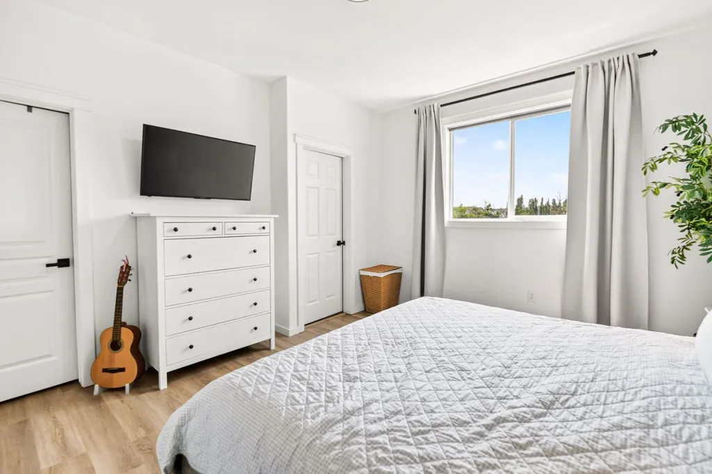 17 Alderwood Close Blackfalds AB T4M0L9