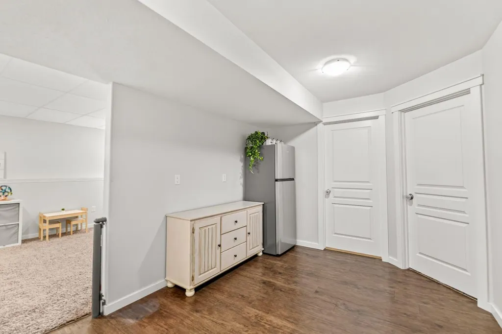 17 Alderwood Close Blackfalds AB T4M0L9