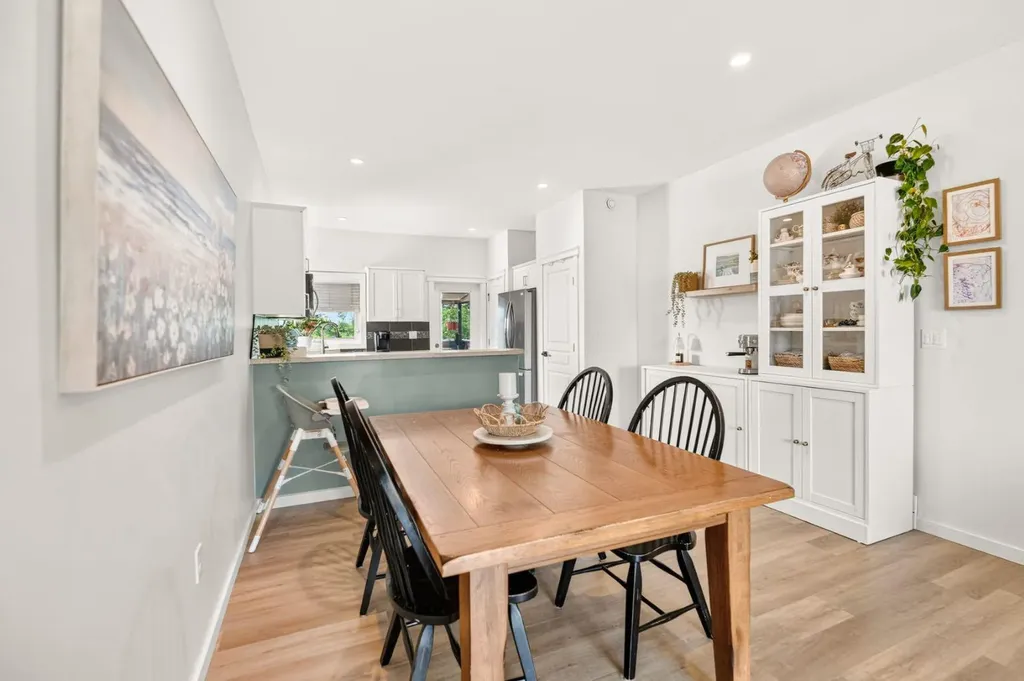 17 Alderwood Close Blackfalds AB T4M0L9