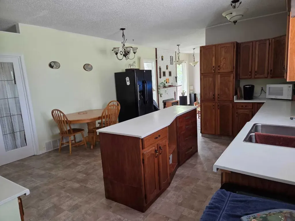 5414 50 Street Castor AB T0C 0X0