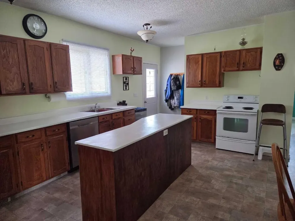 5414 50 Street Castor AB T0C 0X0
