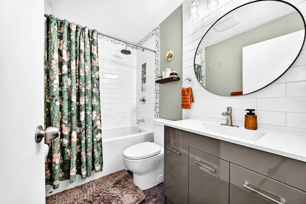 8004 Ranchview Drive NW Calgary AB T3G1T1