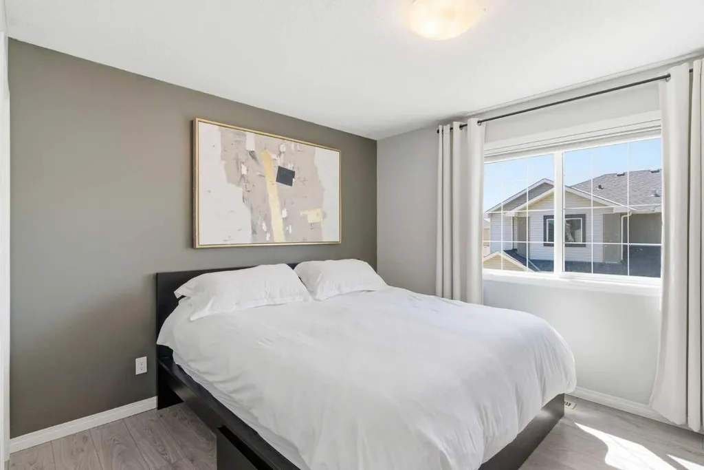 317 Sandford Place NW Langdon AB T0J 1X2
