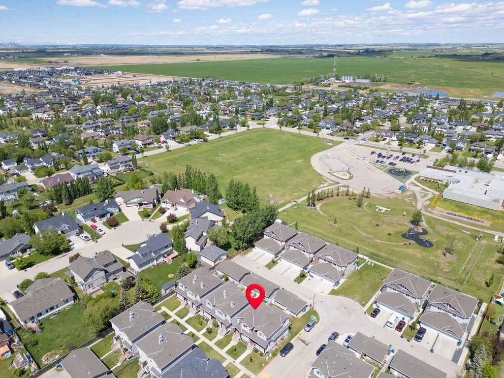 317 Sandford Place NW Langdon AB T0J 1X2