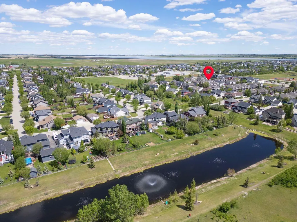 317 Sandford Place NW Langdon AB T0J 1X2