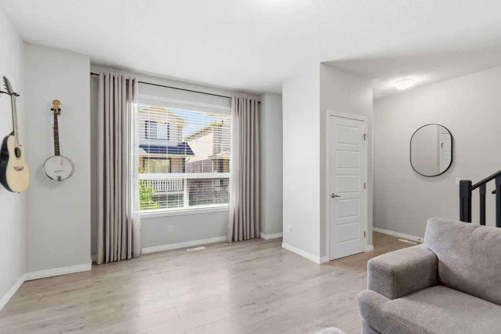 317 Sandford Place NW Langdon AB T0J 1X2
