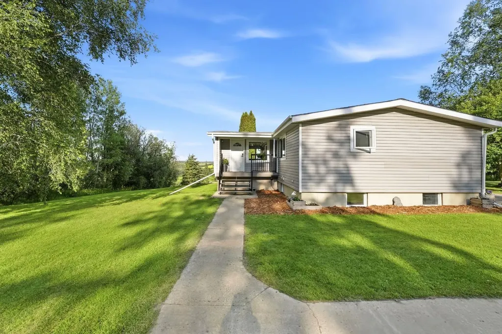 432072 Range Road 275 Range Rural Ponoka County AB T0C 2J0