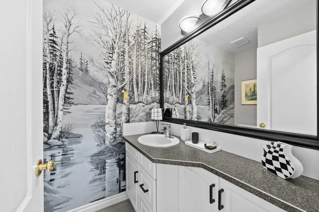 706 Patterson View SW Calgary AB T3H 3J9