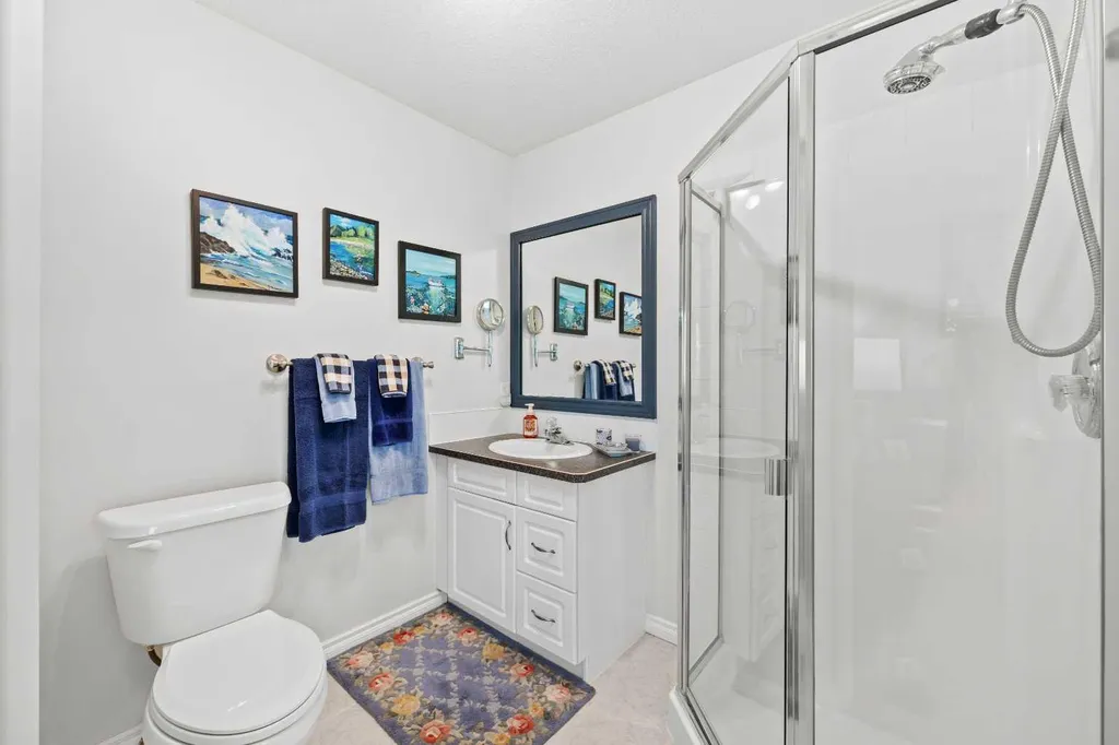 706 Patterson View SW Calgary AB T3H 3J9