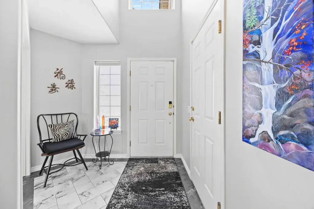706 Patterson View SW Calgary AB T3H 3J9