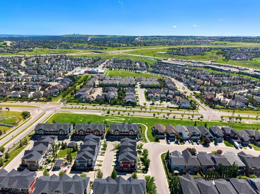 58 Evansview Road NW Calgary AB T3P 0L2