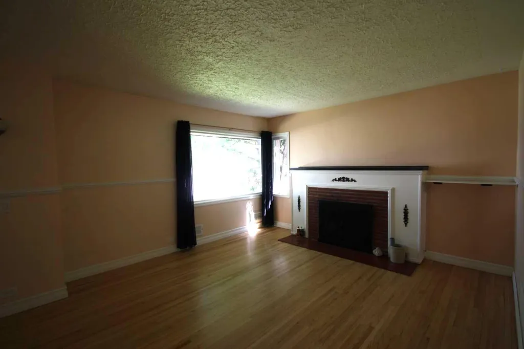 507 2 Avenue W Brooks AB T1R 0A9