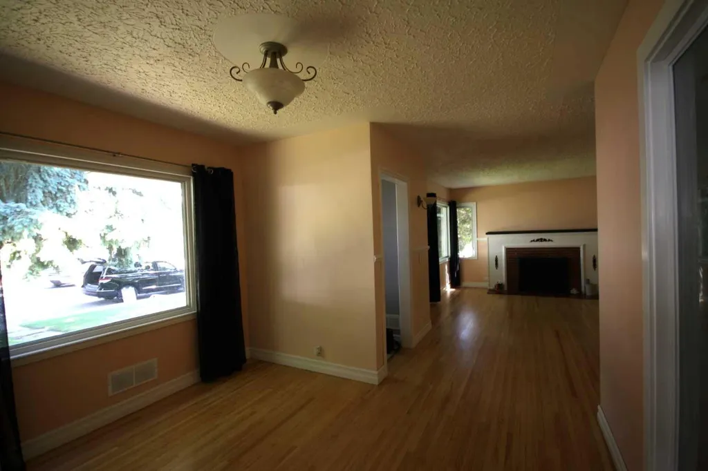 507 2 Avenue W Brooks AB T1R 0A9