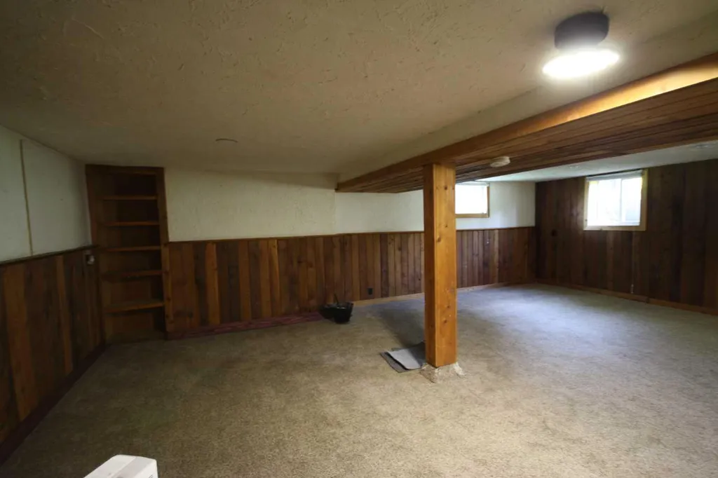 507 2 Avenue W Brooks AB T1R 0A9