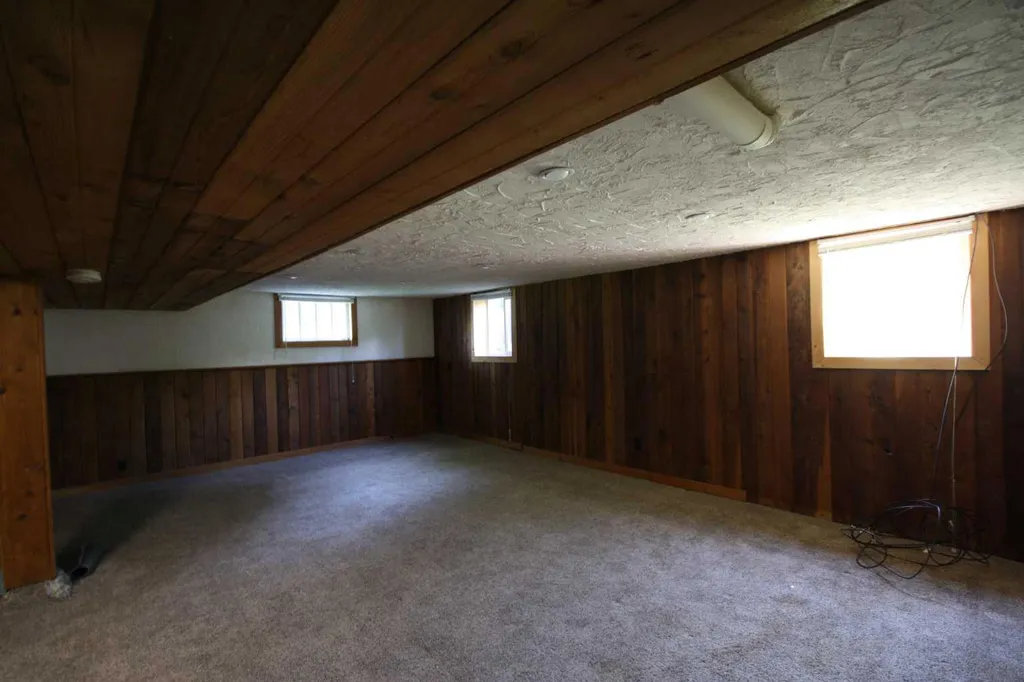 507 2 Avenue W Brooks AB T1R 0A9