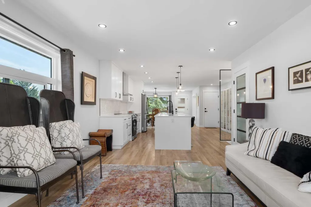 49 Sunlake Road SE Calgary AB T2X 3G8