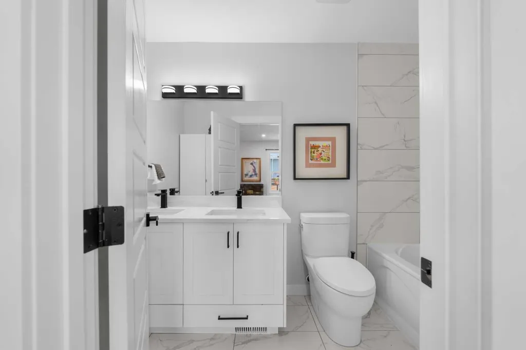 49 Sunlake Road SE Calgary AB T2X 3G8