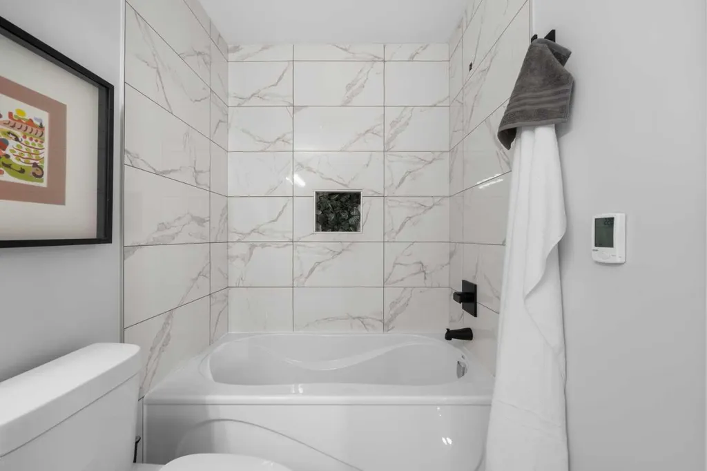 49 Sunlake Road SE Calgary AB T2X 3G8