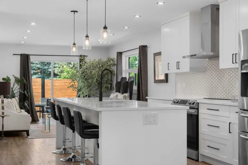 49 Sunlake Road SE Calgary AB T2X 3G8