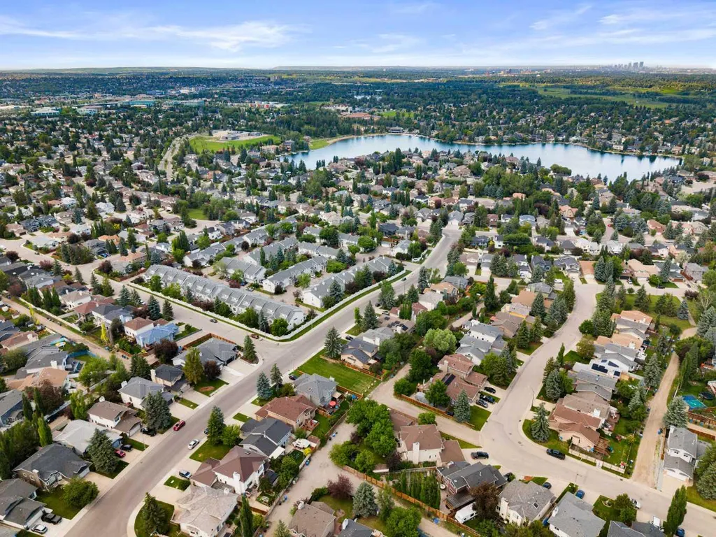 49 Sunlake Road SE Calgary AB T2X 3G8