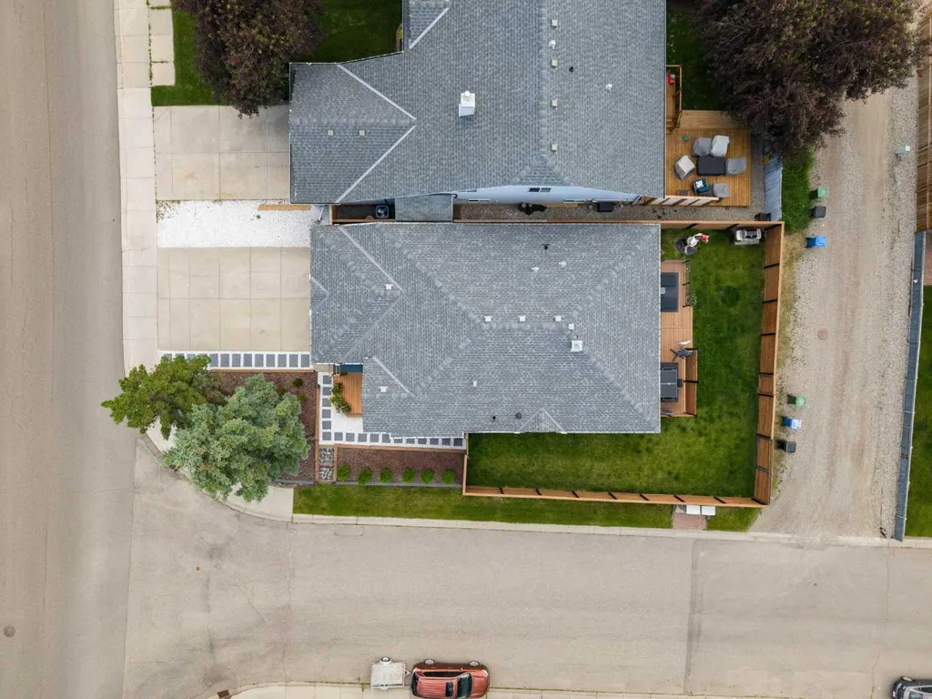 49 Sunlake Road SE Calgary AB T2X 3G8