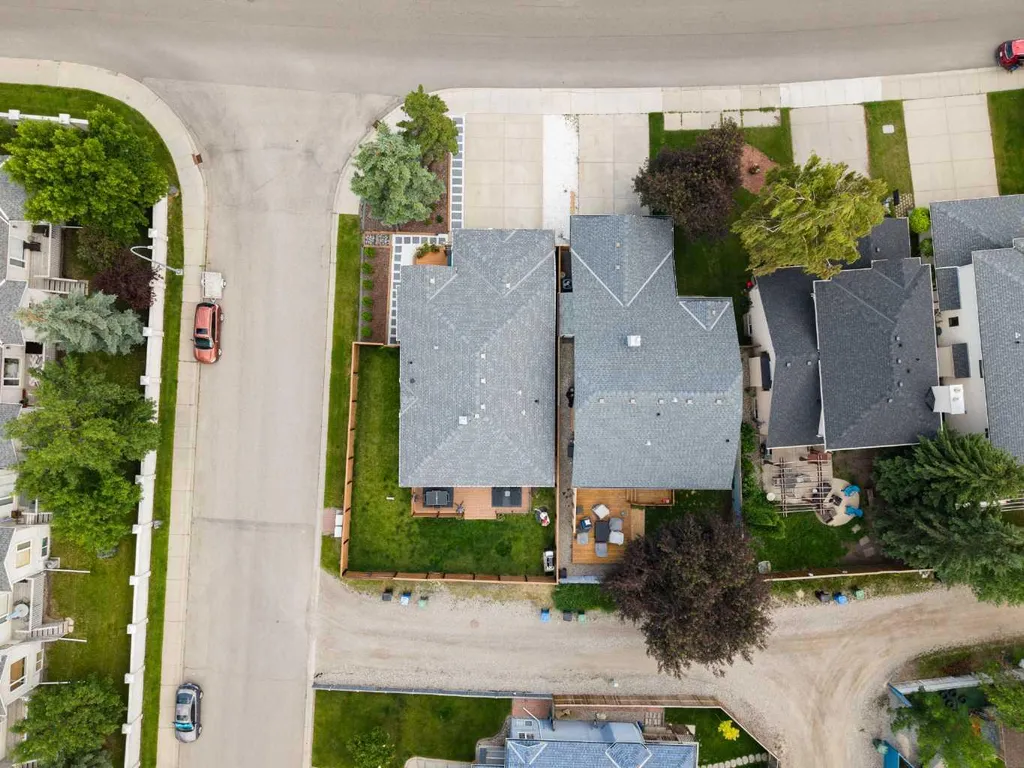 49 Sunlake Road SE Calgary AB T2X 3G8