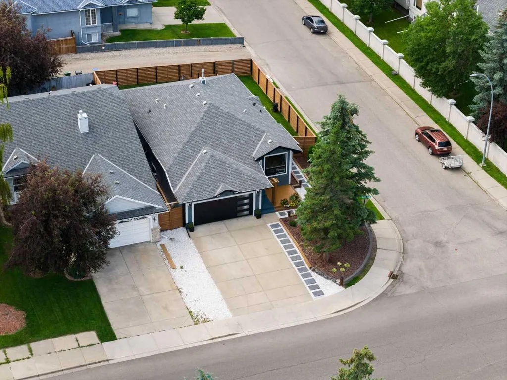 49 Sunlake Road SE Calgary AB T2X 3G8