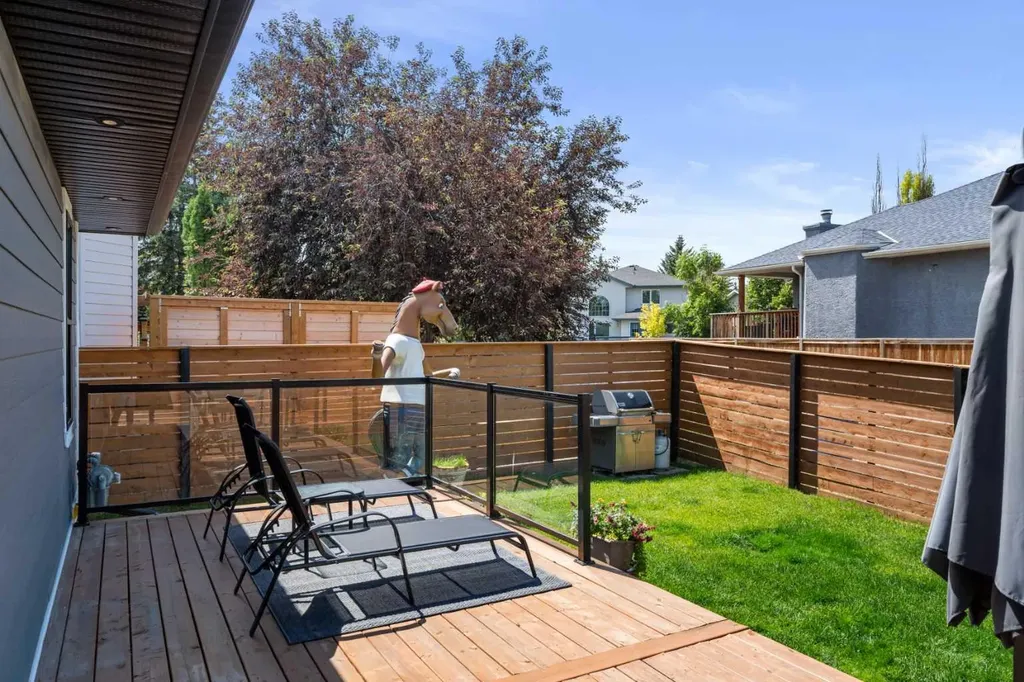 49 Sunlake Road SE Calgary AB T2X 3G8