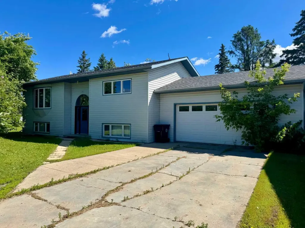 509 4th Street NE Mclennan AB T0H 2L0