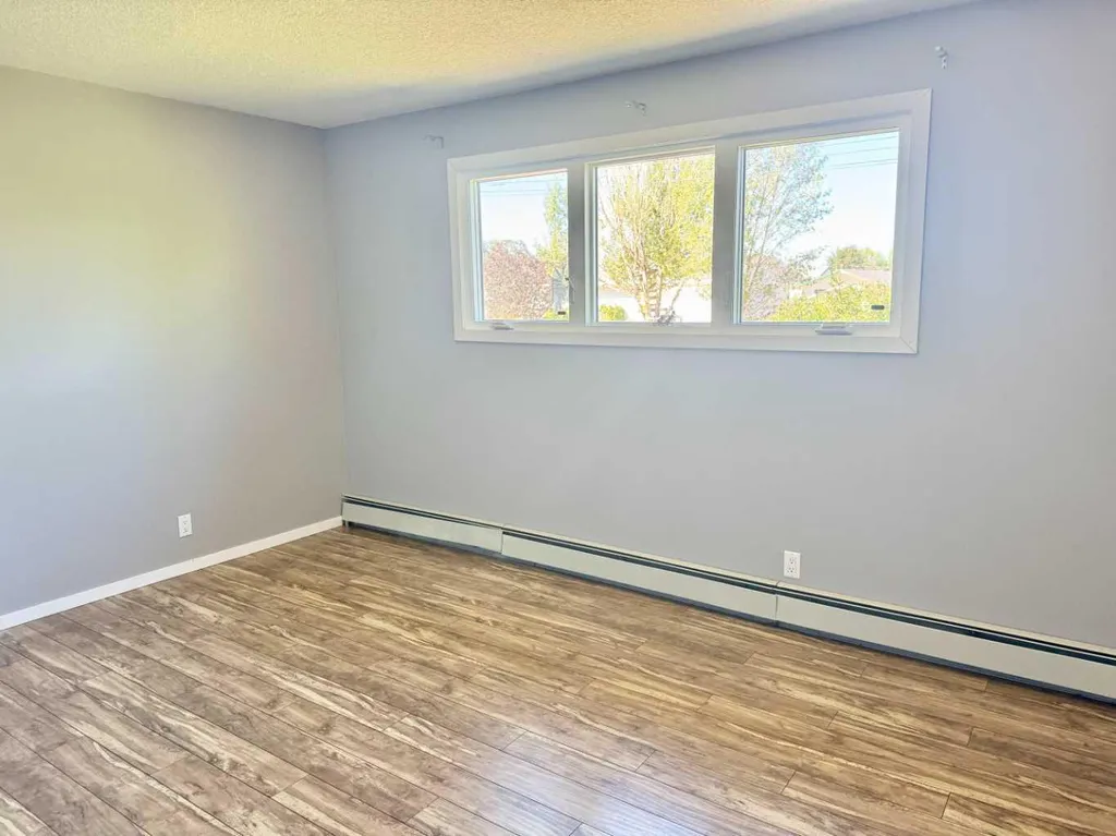 509 4th Street NE Mclennan AB T0H 2L0