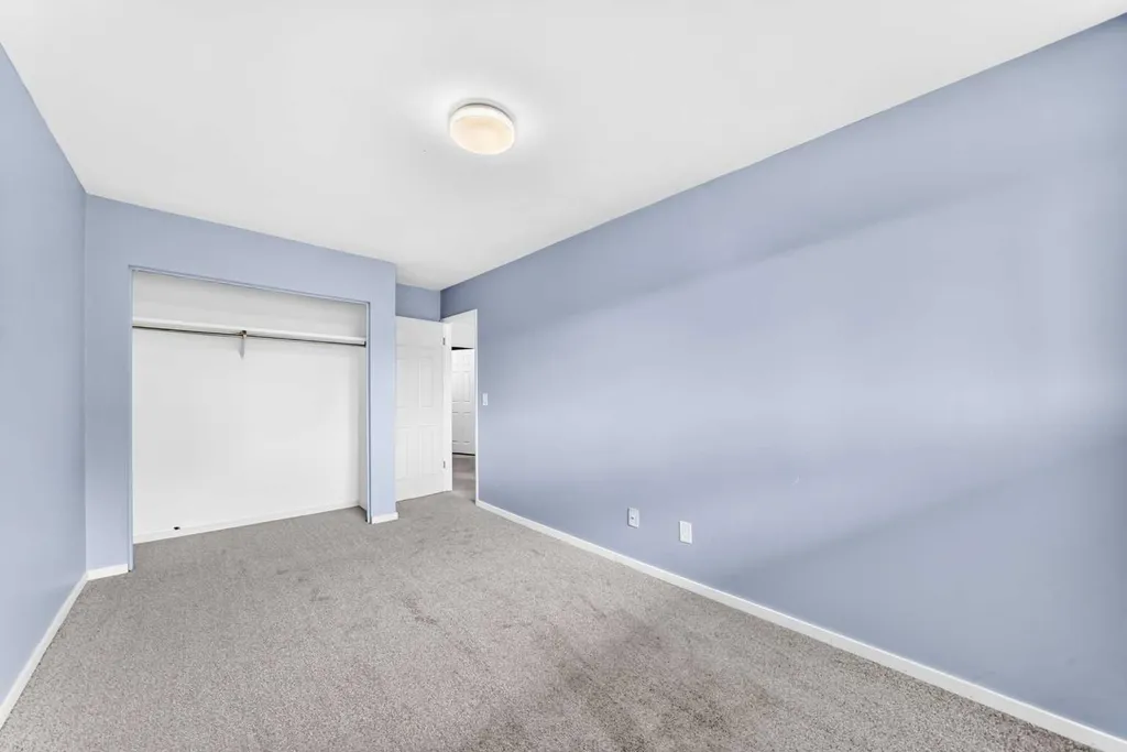 3235 56 Street NE Calgary AB T1Y 2X7