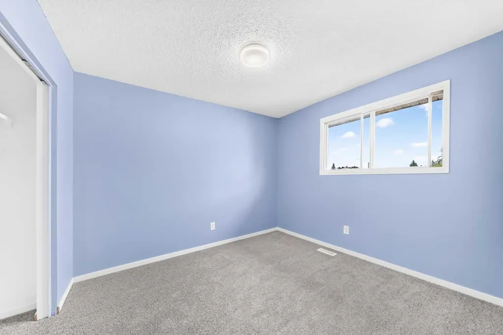 3235 56 Street NE Calgary AB T1Y 2X7