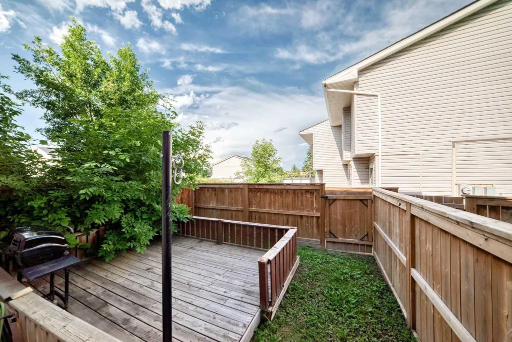 3235 56 Street NE Calgary AB T1Y 2X7
