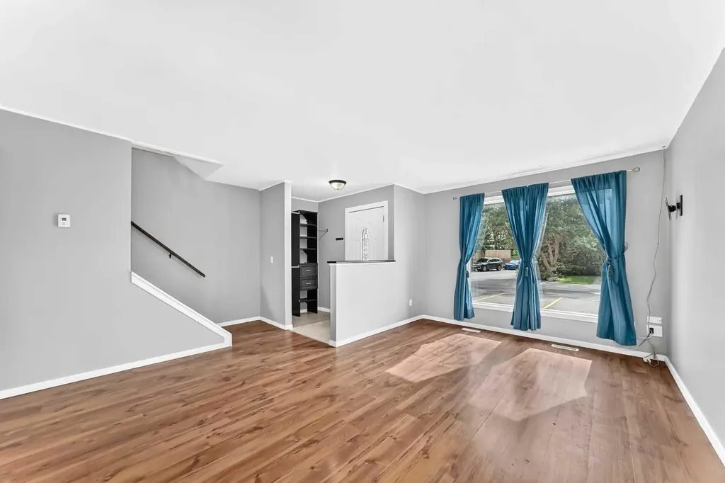 3235 56 Street NE Calgary AB T1Y 2X7