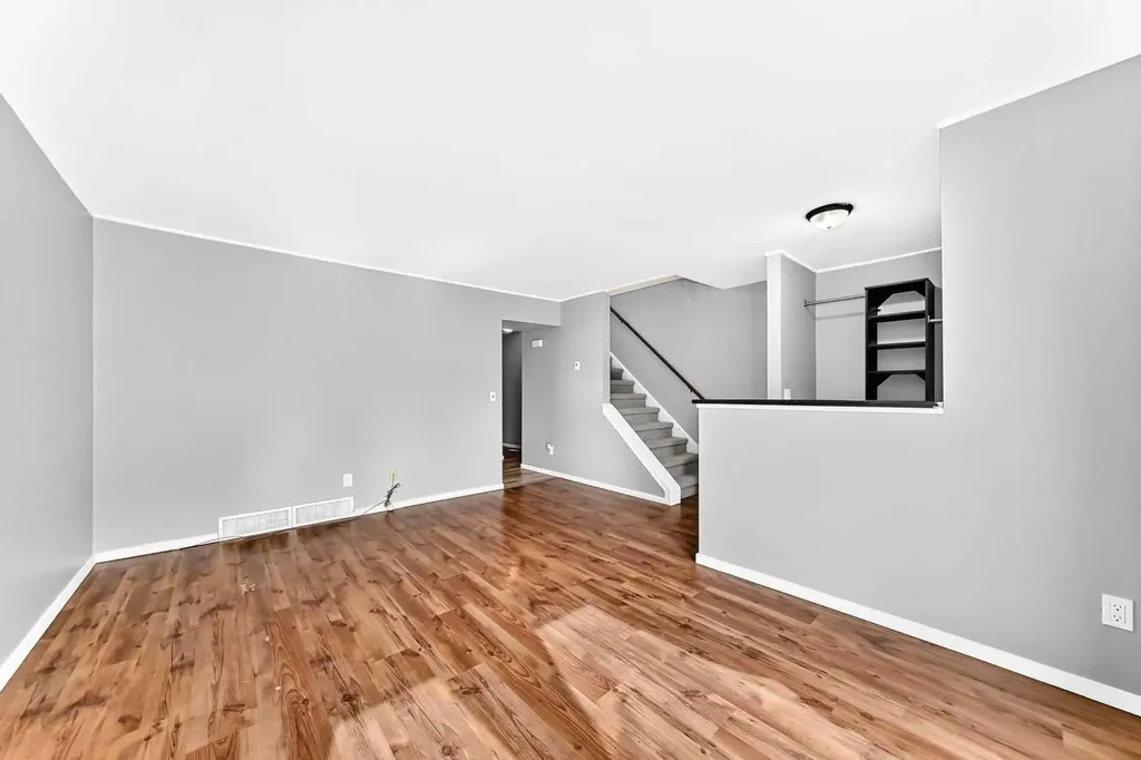 3235 56 Street NE Calgary AB T1Y 2X7