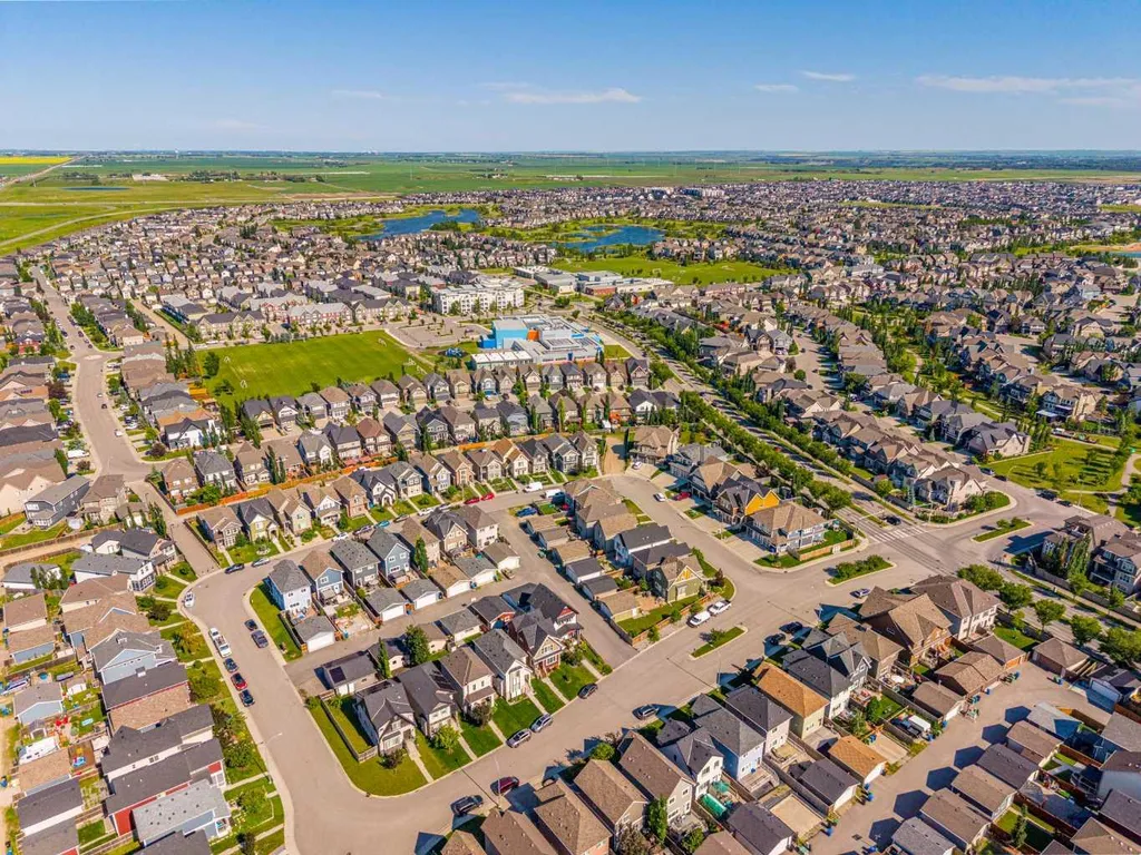 158 Mahogany Grove SE Calgary AB T3M 1W9