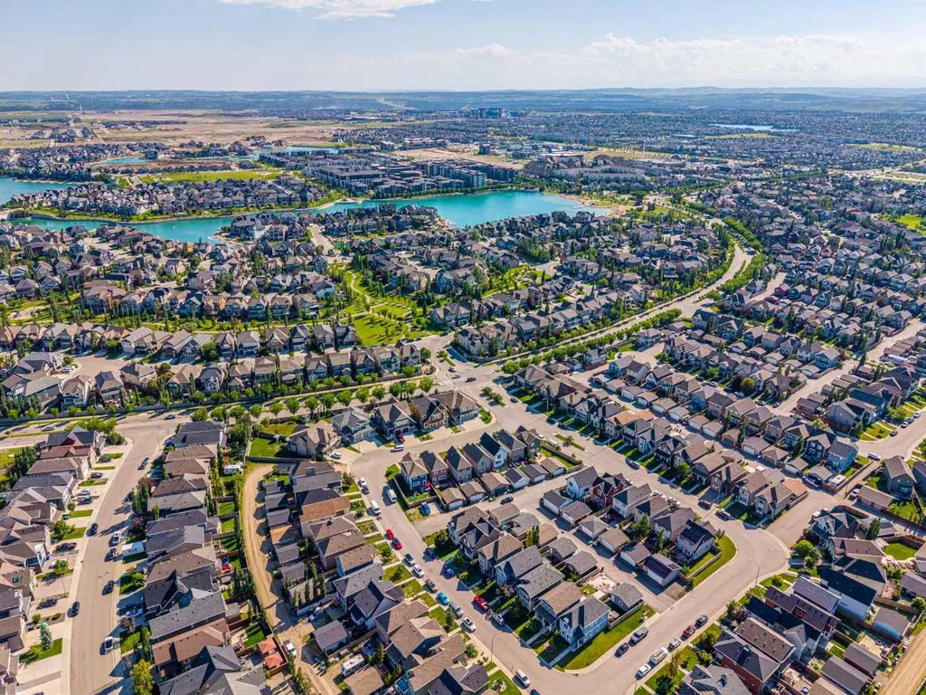 158 Mahogany Grove SE Calgary AB T3M 1W9