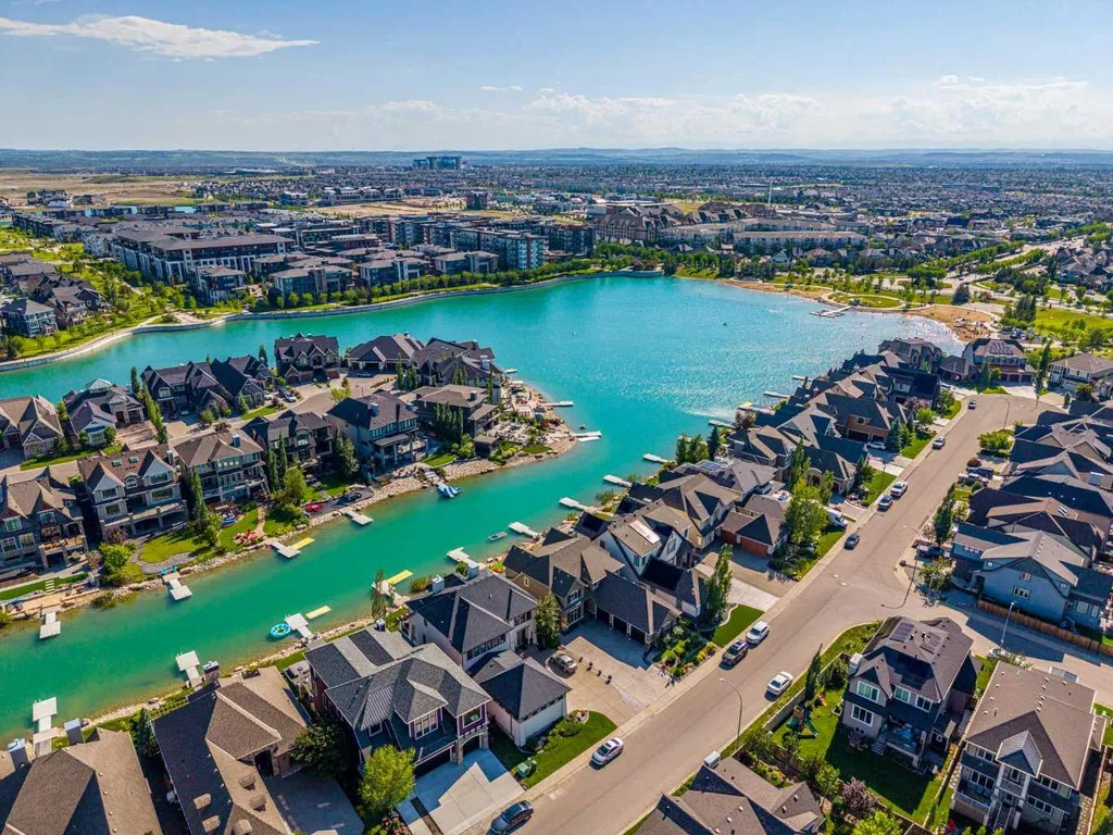 158 Mahogany Grove SE Calgary AB T3M 1W9
