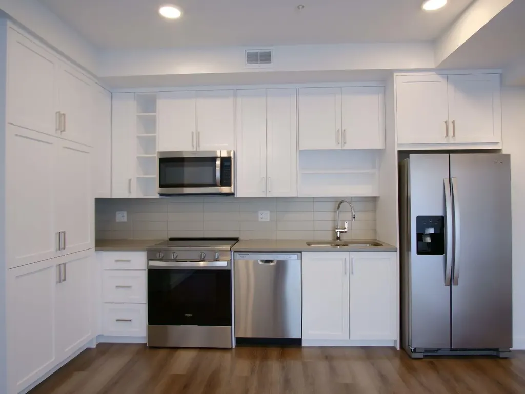 3107 Warren Street Calgary AB T3B0M2