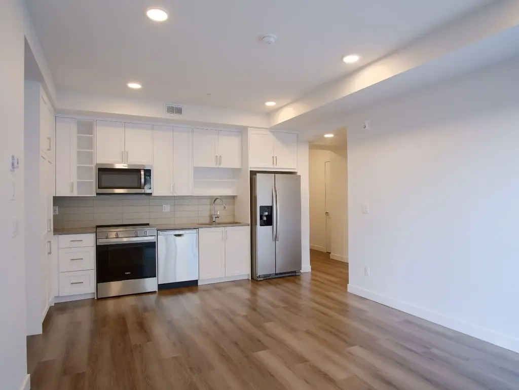 3107 Warren Street Calgary AB T3B0M2