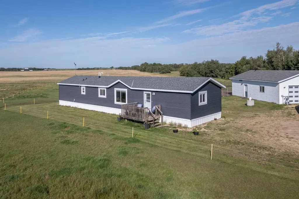 48040 Range 212 Road Rural Camrose County AB T0B 0G0