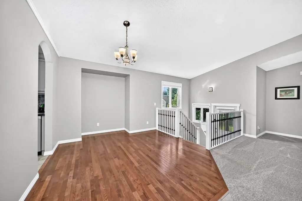 142 Strathmore Lakes Place Strathmore AB T1P 1Y6