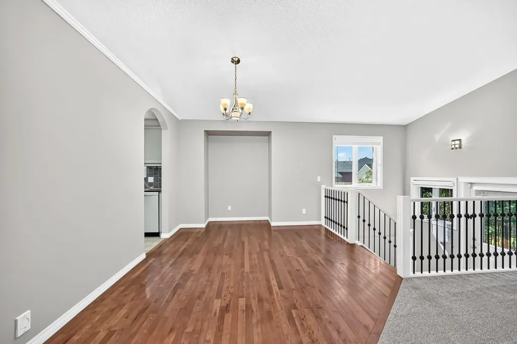 142 Strathmore Lakes Place Strathmore AB T1P 1Y6