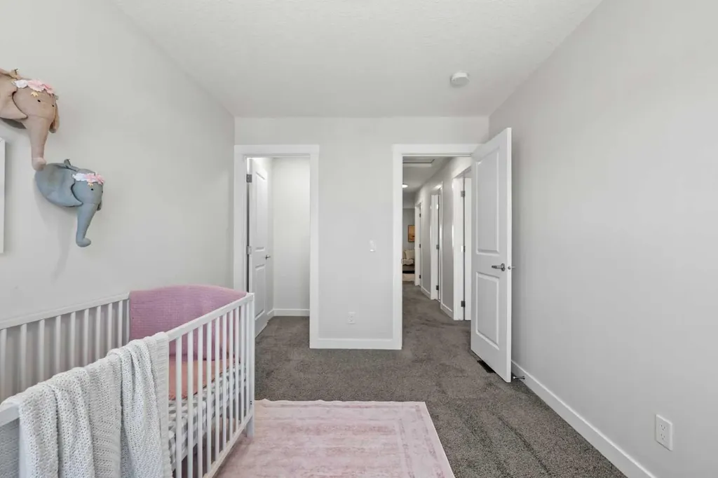 693 Creekmill Court SW Airdrie AB T4B5L3