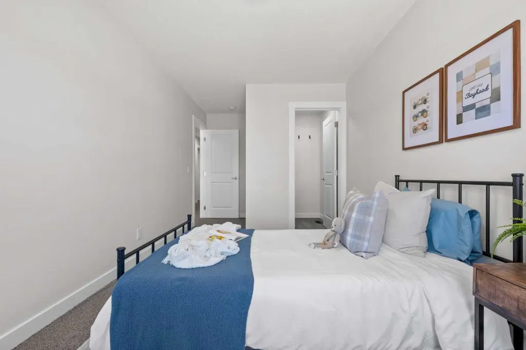 693 Creekmill Court SW Airdrie AB T4B5L3